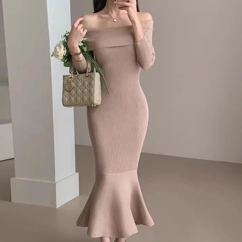 YuooMuoo Chic Fashion Sexy Package Hips Long Mermaid Dress Autumn Winter Off Shoulders Long Sleeve Knitted Sweater Dress Vestido
YuooMuoo Chic Fashion Sexy Package Hips Long Mermaid Dress Autumn Winter Off Shoulders Long Sleeve Knitted Sweater Dress Vestido