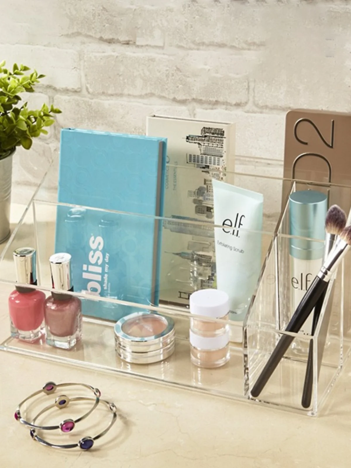 Acrylic Desktop Organizer Box Cosmetic Bru Lipsti Pure Color Transparent Organic Glass Rectangle Stand Simple Design
Acrylic Desktop Organizer Box Cosmetic Bru Lipsti Pure Color Transparent Organic Glass Rectangle Stand Simple Design