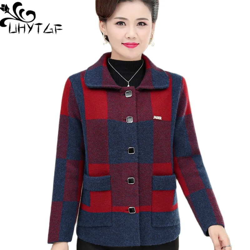 UHYTGF New Knitted Cardigan Sweater Women Quality Cashmere Wool Autumn Winter Sweaters Coat Female Casual Mom Short Top 5XL 2239
UHYTGF New Knitted Cardigan Sweater Women Quality Cashmere Wool Autumn Winter Sweaters Coat Female Casual Mom Short Top 5XL 2239