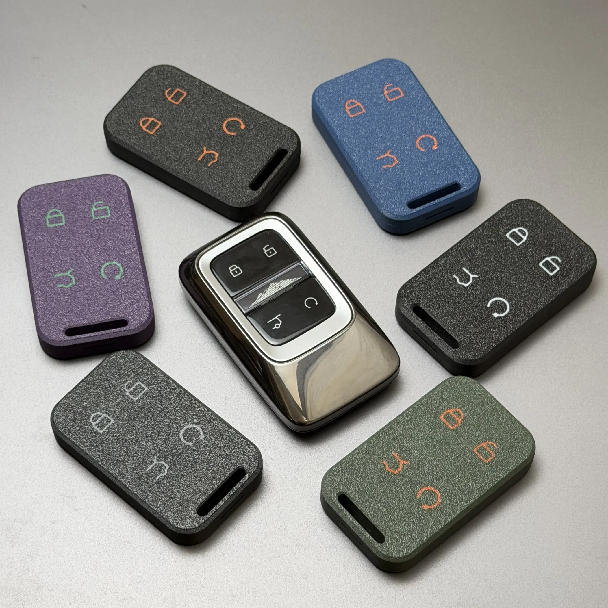 Подходит для легкой модификации и замены чехла для клавиш Jetour G700, чехла с 3D-печатью и чехлом для клавиш.
Подходит для легкой модификации и замены чехла для клавиш Jetour G700, чехла с 3D-печатью и чехлом для клавиш.