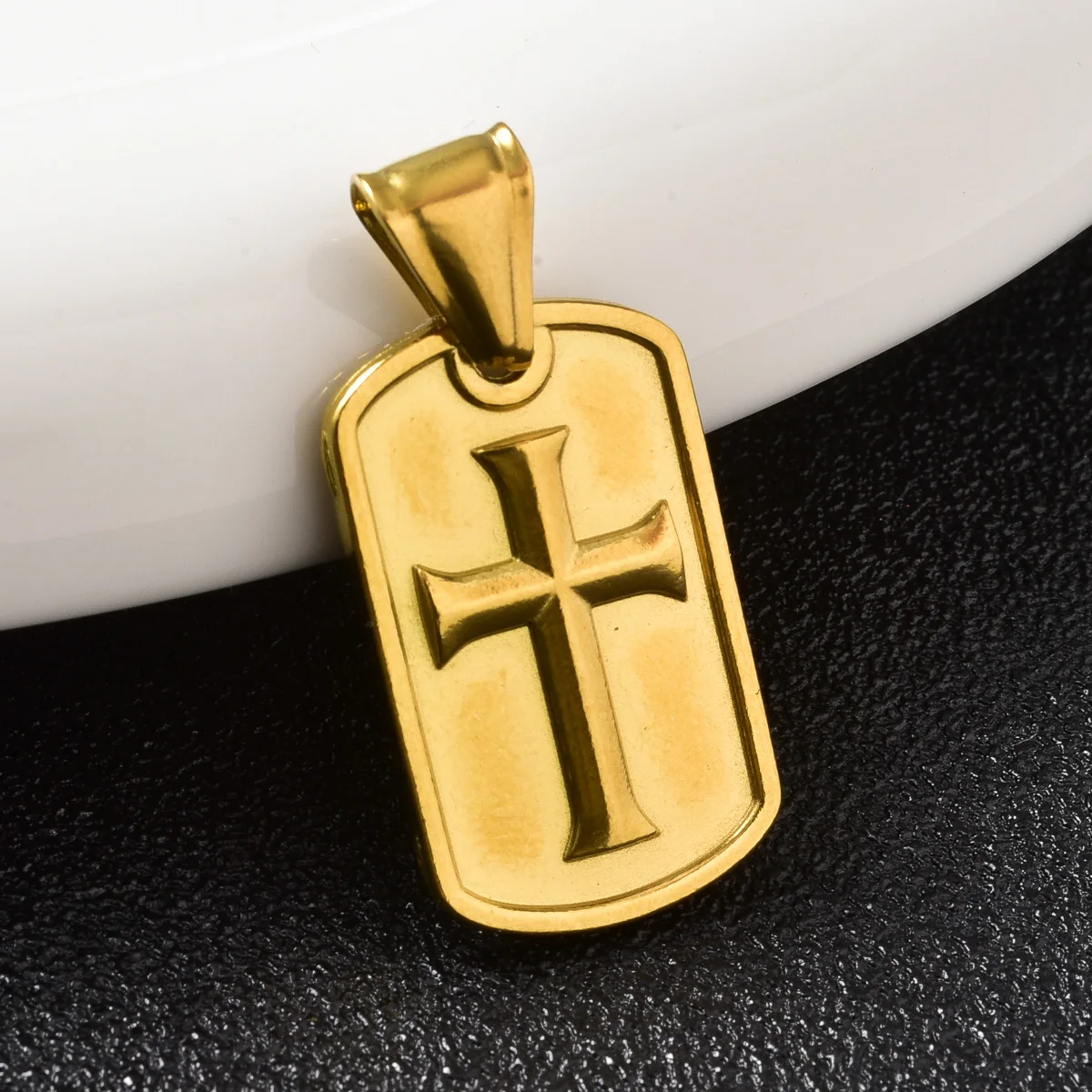 Men Cross Dog Tag Pendant Necklace Stainless Steel Gold Plated Charm Religious Christian Jewelry for Women Daily Party Gift Wear
Men Cross Dog Tag Pendant Necklace Stainless Steel Gold Plated Charm Religious Christian Jewelry for Women Daily Party Gift Wear