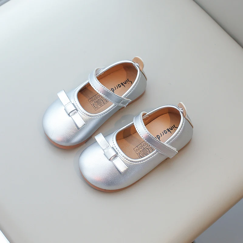 Bow Anti Slip Soft Sole Girls Leather Shoes Multiple Colors, Spring and Autumn PU Outdoor Girls Leather Shoes Sandalias De Mujer
Bow Anti Slip Soft Sole Girls Leather Shoes Multiple Colors, Spring and Autumn PU Outdoor Girls Leather Shoes Sandalias De Mujer