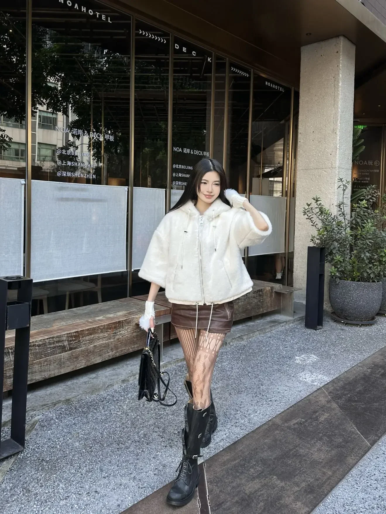 Hooded Parkas Women's Winter Coats Jackets Padded Clothing Padding Female Outerwears 2025 Lady Down Lady Outdoor Clothes Luxury
Hooded Parkas Women's Winter Coats Jackets Padded Clothing Padding Female Outerwears 2025 Lady Down Lady Outdoor Clothes Luxury
