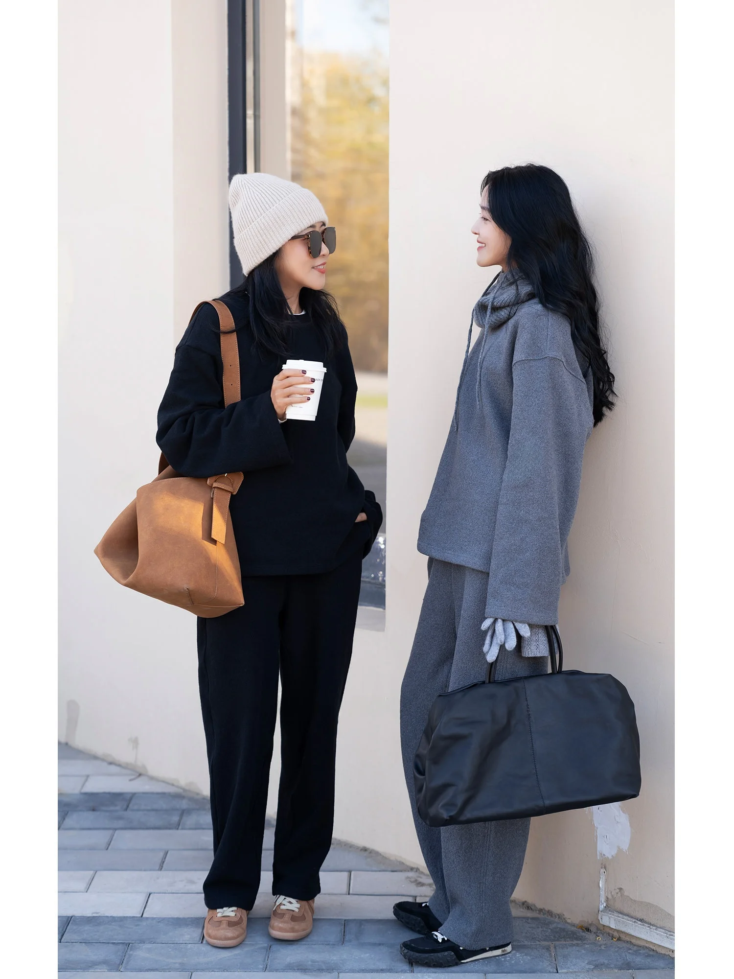 Комплект свитеров Ele для осени и зимы из смесовой шерсти с уникальным принтом слонов и жирафов, комфортный хлопковый трикотаж
Комплект свитеров Ele для осени и зимы из смесовой шерсти с уникальным принтом слонов и жирафов, комфортный хлопковый трикотаж