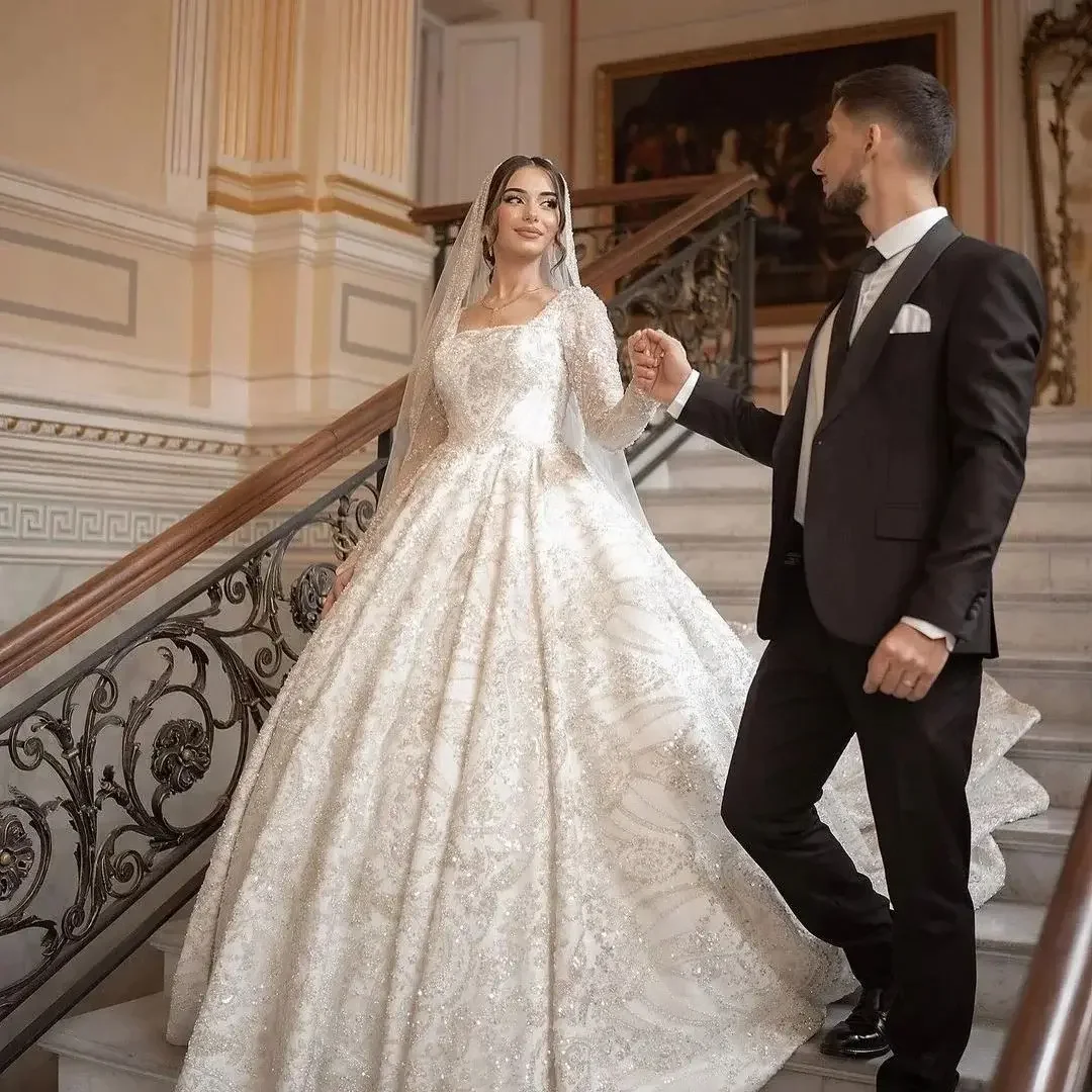 Flavinke Customized Charming Luxury Wedding Dresses Square Neck Beaded Bridal Ball Gowns Pearls Long Sleeves Vestido de novia
Flavinke Customized Charming Luxury Wedding Dresses Square Neck Beaded Bridal Ball Gowns Pearls Long Sleeves Vestido de novia