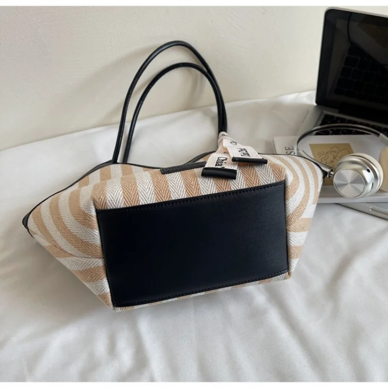 Elegant Leather Shoulder Bag Handbags For Women By Luxury Brand Famous Designer Popular Classic Messenger Chic
Elegant Leather Shoulder Bag Handbags For Women By Luxury Brand Famous Designer Popular Classic Messenger Chic