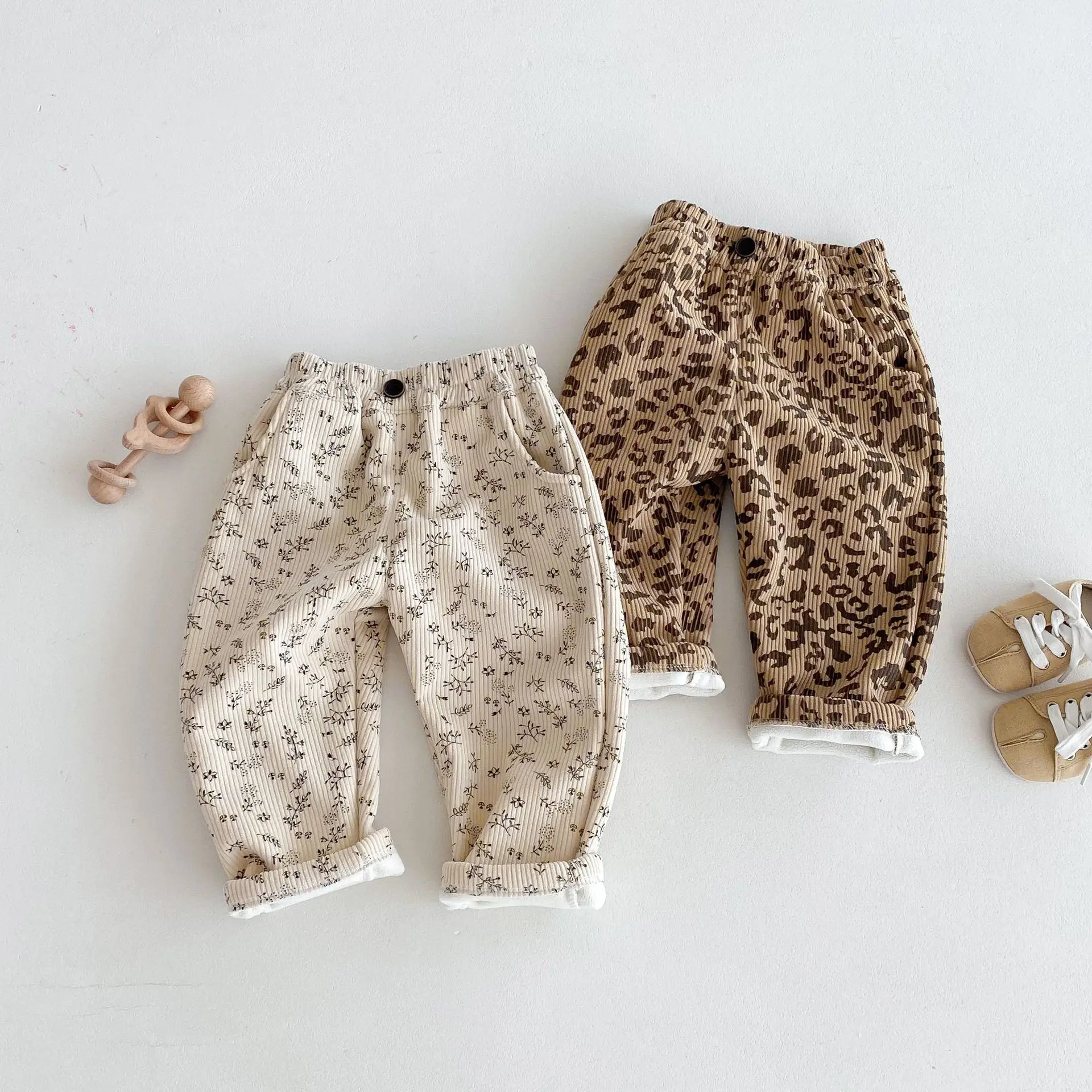 0-5Y Baby Boys Girls Warm Winter Trousers Korean Children's Clothes 2025 Winter Pants Kids Corduroy Floral Print Fleece Lined
0-5Y Baby Boys Girls Warm Winter Trousers Korean Children's Clothes 2025 Winter Pants Kids Corduroy Floral Print Fleece Lined