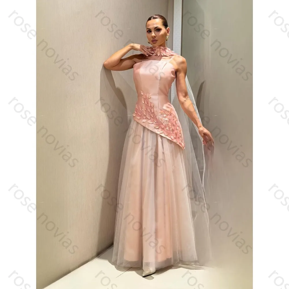 Blush Pink Halter Neck 3D Beaded Feather Applique Asymmetrical Waist Tulle Skirt Maxi Evening Dress With Sheer Gown Plus Size
Blush Pink Halter Neck 3D Beaded Feather Applique Asymmetrical Waist Tulle Skirt Maxi Evening Dress With Sheer Gown Plus Size