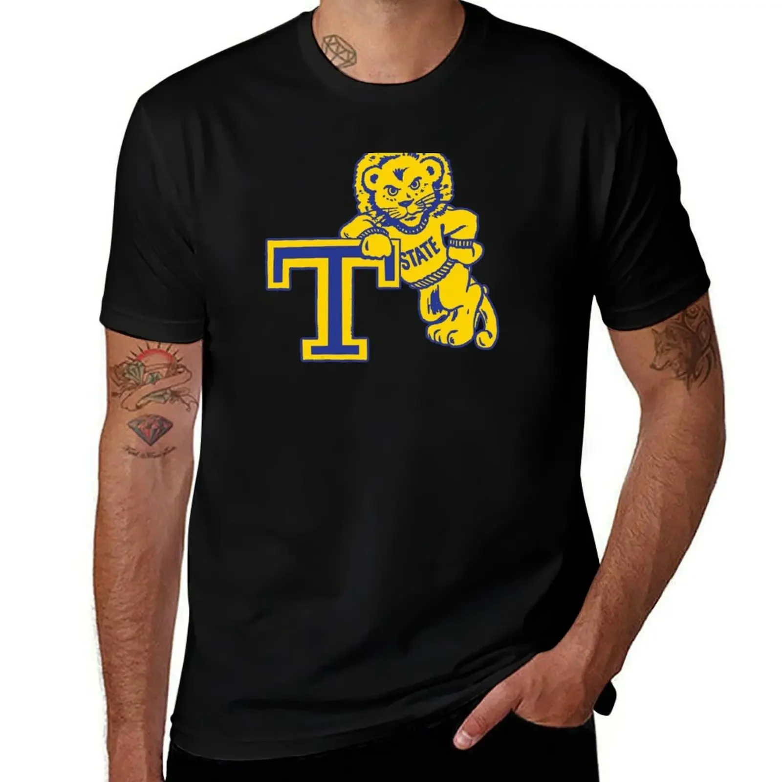 TSC Trenton State Roscoe the Lion Vintage Mascot T-Shirt rapper graphic tees new edition anime t shirts T-shirts for men cotton
TSC Trenton State Roscoe the Lion Vintage Mascot T-Shirt rapper graphic tees new edition anime t shirts T-shirts for men cotton