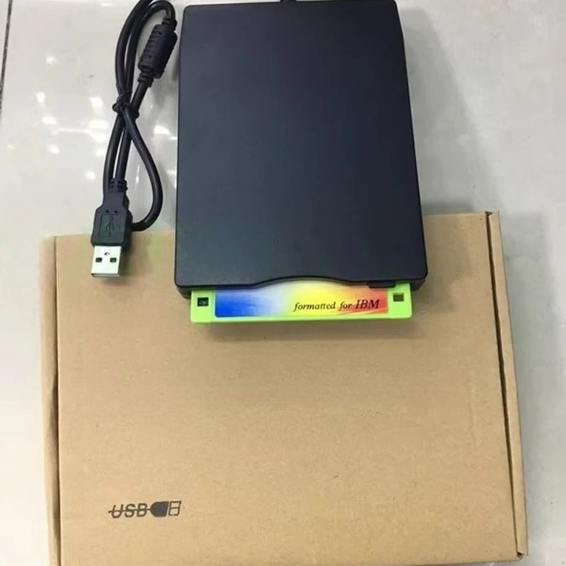 New external floppy drive FDD disk drive 3.5 inch floppy disk card reader USB mobile A disk drive 
New external floppy drive FDD disk drive 3.5 inch floppy disk card reader USB mobile A disk drive