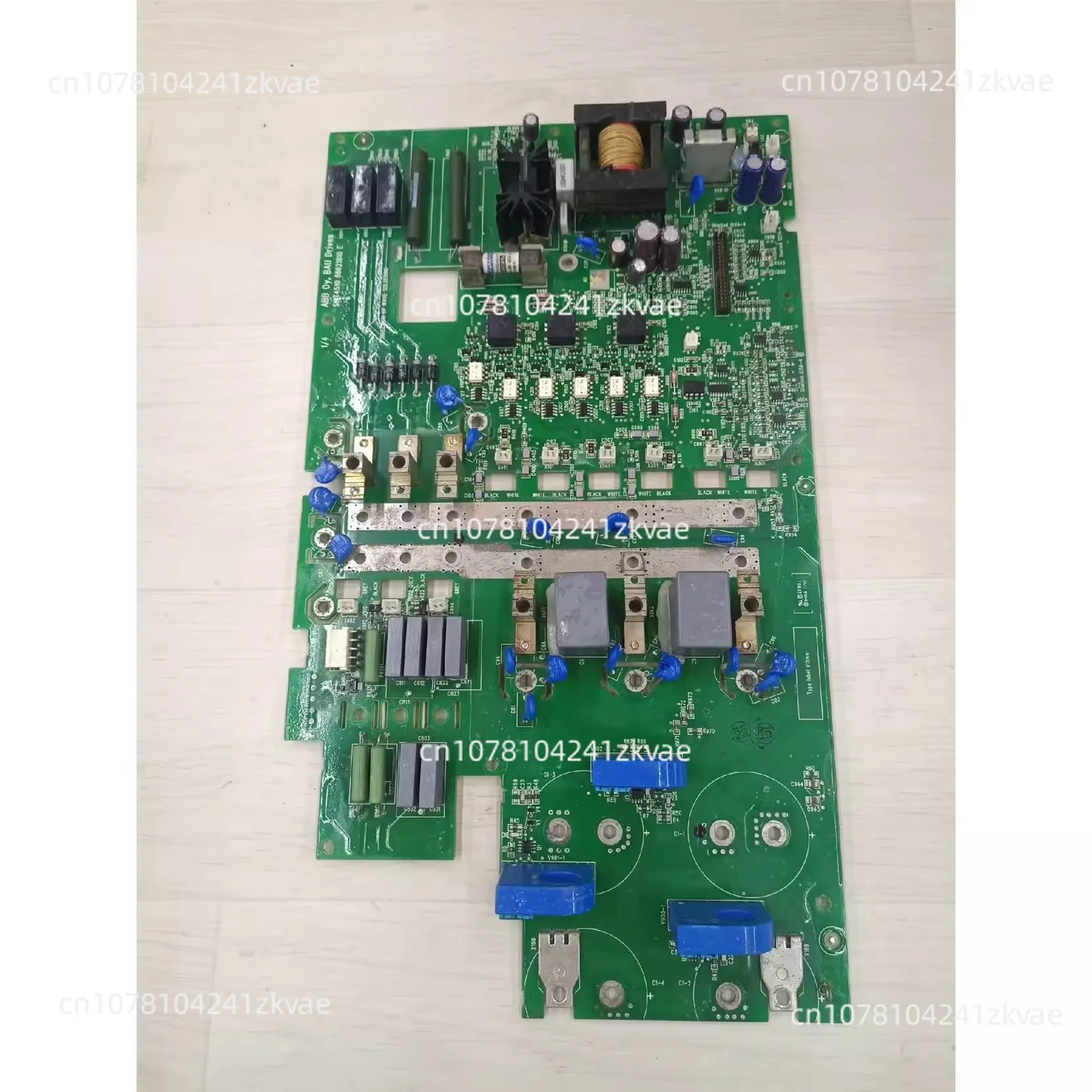 Inversor ACS510 series, 55 кВт, расположение планки, разрыв потенции, управление планом заднего вида, SINT4510C
Inversor ACS510 series, 55 кВт, расположение планки, разрыв потенции, управление планом заднего вида, SINT4510C