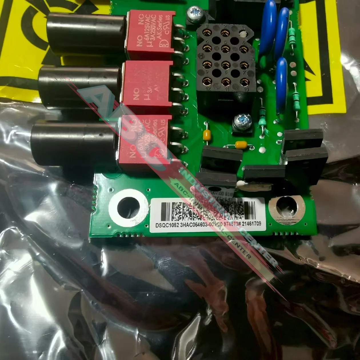 New original 3HAC064474-001/00 DSQC1050 3HAC064603-001/00 DSQC1052 Brake master cylinder
New original 3HAC064474-001/00 DSQC1050 3HAC064603-001/00 DSQC1052 Brake master cylinder