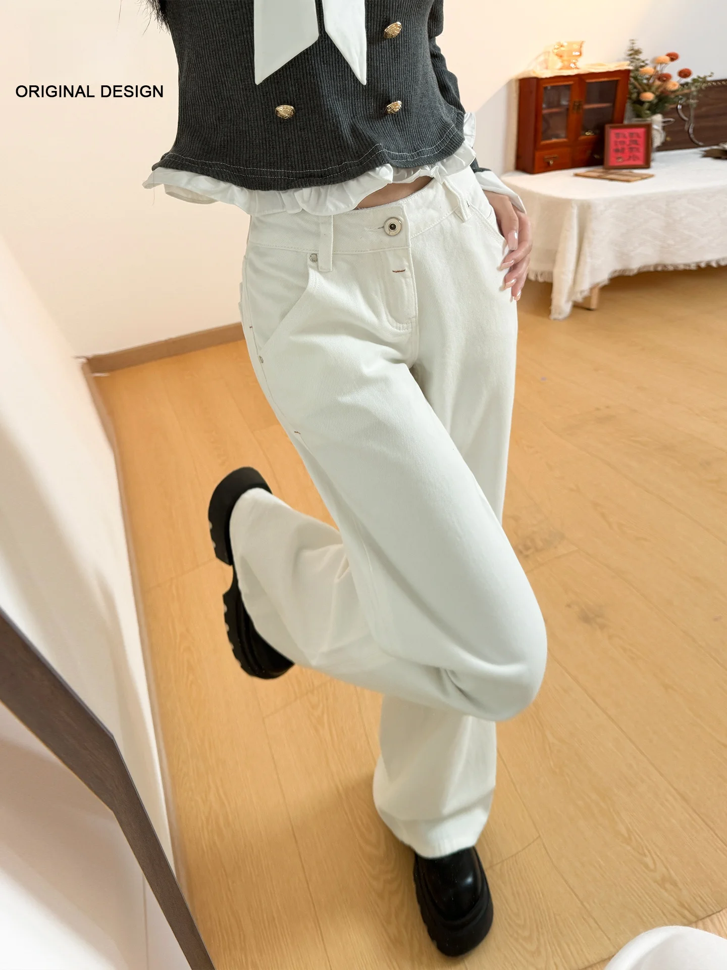 Low Waist Wide Leg American Style Retro Denim Jeans Women's Loose Fit Straight Leg Pants Spring Summer Casual Cotton Jeans
Low Waist Wide Leg American Style Retro Denim Jeans Women's Loose Fit Straight Leg Pants Spring Summer Casual Cotton Jeans