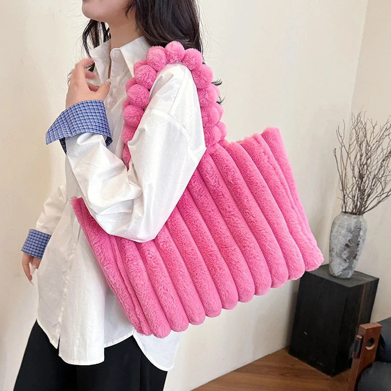 Women Leather Luxury Classic Fashion Designer Crossbody Shoulder Tote Bag Elegant Handbag For Everyday Attractive Looks
Women Leather Luxury Classic Fashion Designer Crossbody Shoulder Tote Bag Elegant Handbag For Everyday Attractive Looks