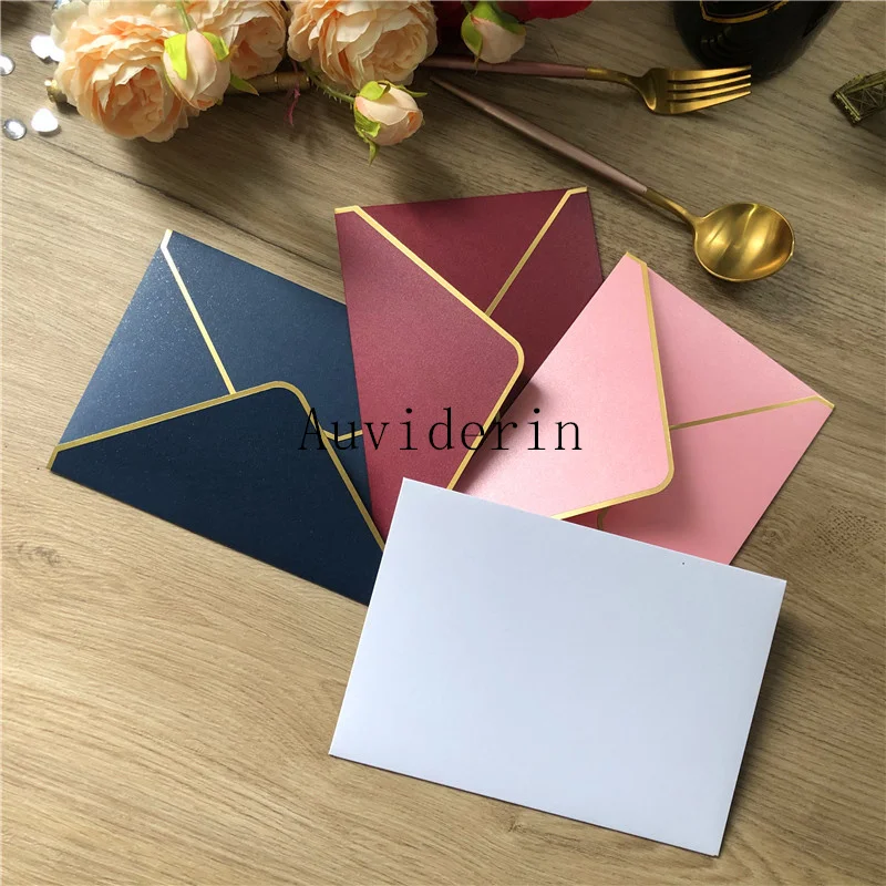 Конверты для приглашений Auviderin, 50 шт./лот, 250 г/м², из перламутрового картона, с золотой фольгированной кромкой, прямоугольные, для приглашений и писем
Конверты для приглашений Auviderin, 50 шт./лот, 250 г/м², из перламутрового картона, с золотой фольгированной кромкой, прямоугольные, для приглашений и писем