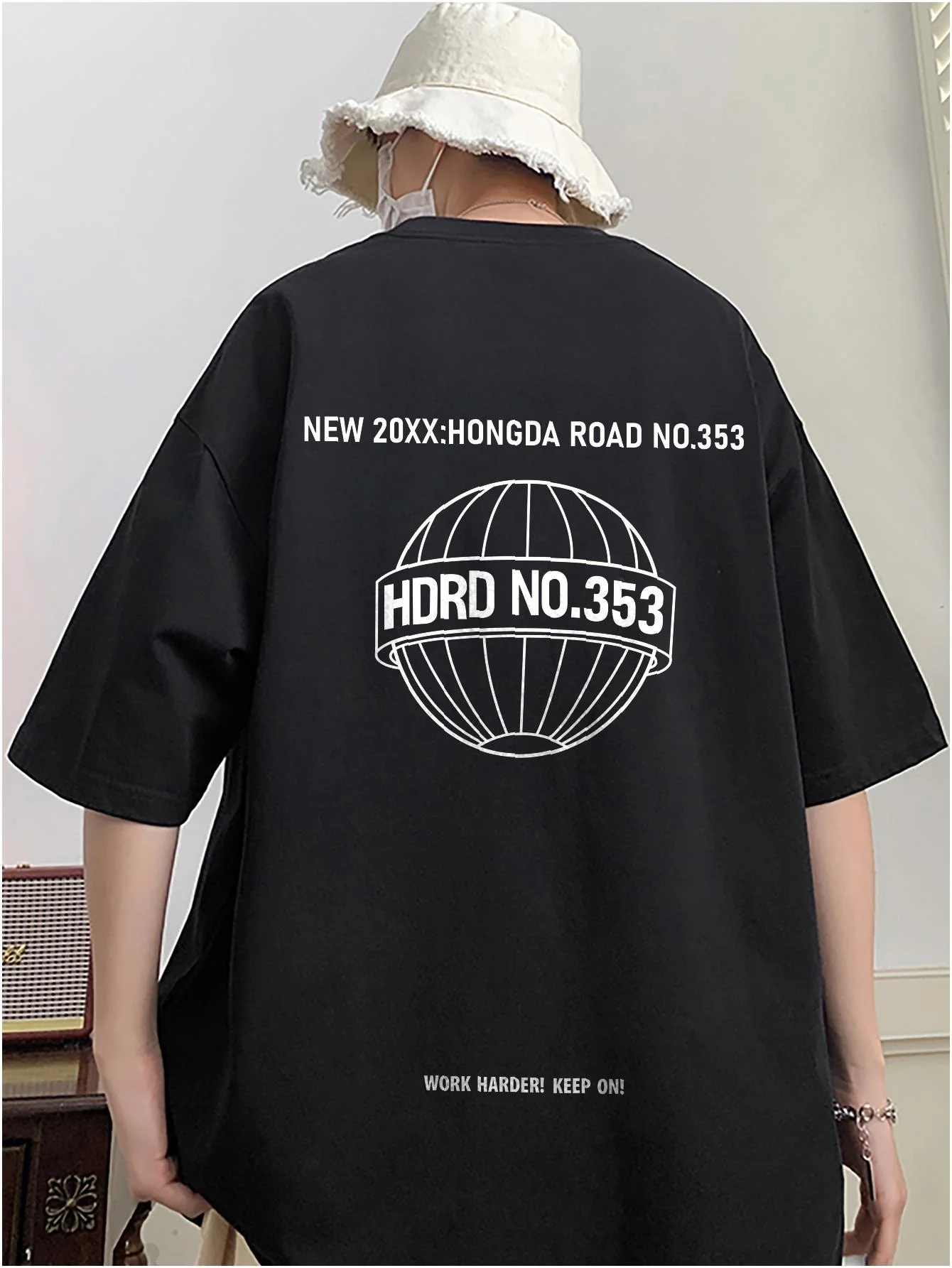 Hip Hop Men Y2k Tshirts Oversize Summer Designer Brand Unisex Tops Short Sleeve 100% Cotton Male Tees Crew Neck Streetwear
Hip Hop Men Y2k Tshirts Oversize Summer Designer Brand Unisex Tops Short Sleeve 100% Cotton Male Tees Crew Neck Streetwear