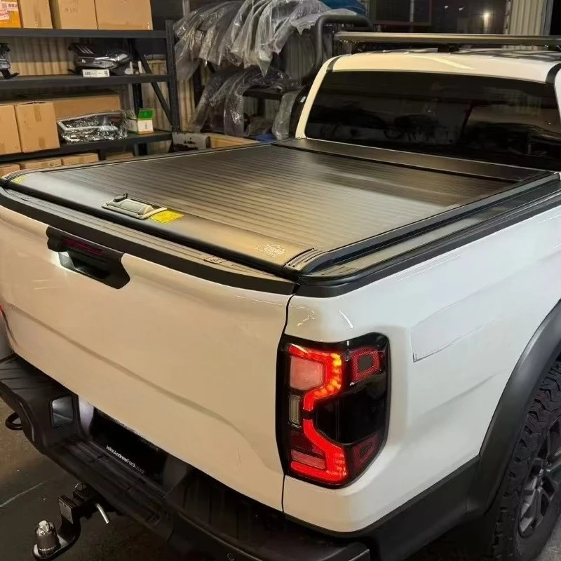 For 2024 2025 Ranger raptor Manual Aluminium Retractable Pickup Truck Tonneau Cover Roll-up Roller Shutter for Truck Bed Cover
For 2024 2025 Ranger raptor Manual Aluminium Retractable Pickup Truck Tonneau Cover Roll-up Roller Shutter for Truck Bed Cover