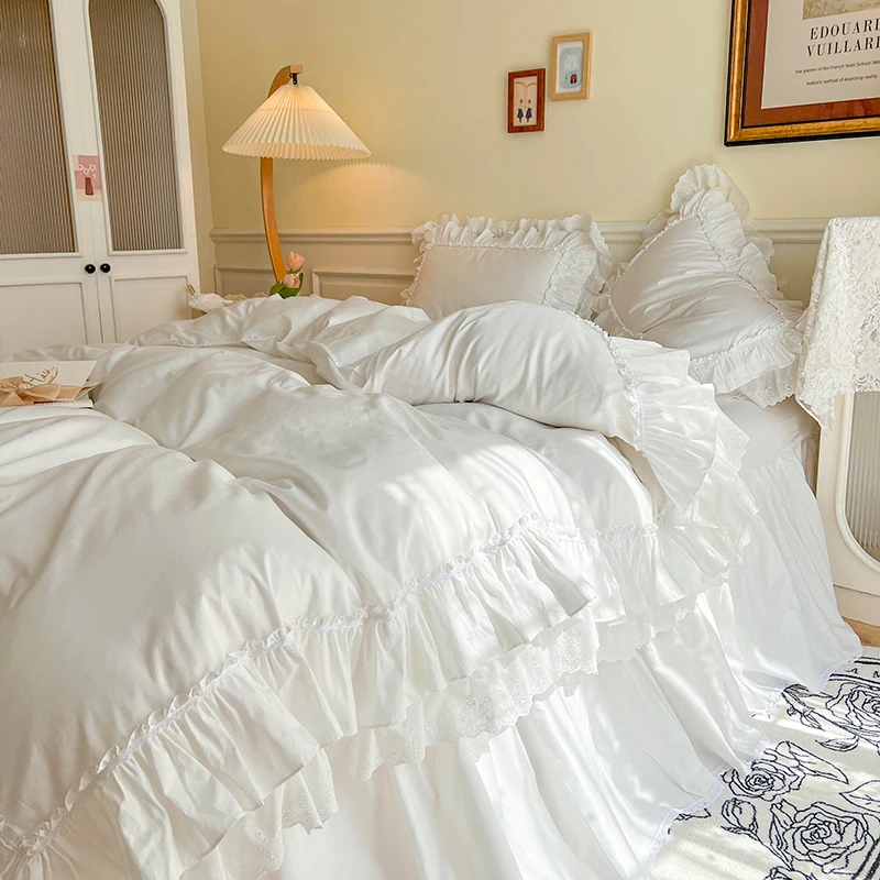 4Pcs White Korean Princess Style 100% Cotton Bedding Set Double Layer Lace Ruffles Duver Cover Bed Skirt Bedspread Pillowcases
4Pcs White Korean Princess Style 100% Cotton Bedding Set Double Layer Lace Ruffles Duver Cover Bed Skirt Bedspread Pillowcases
