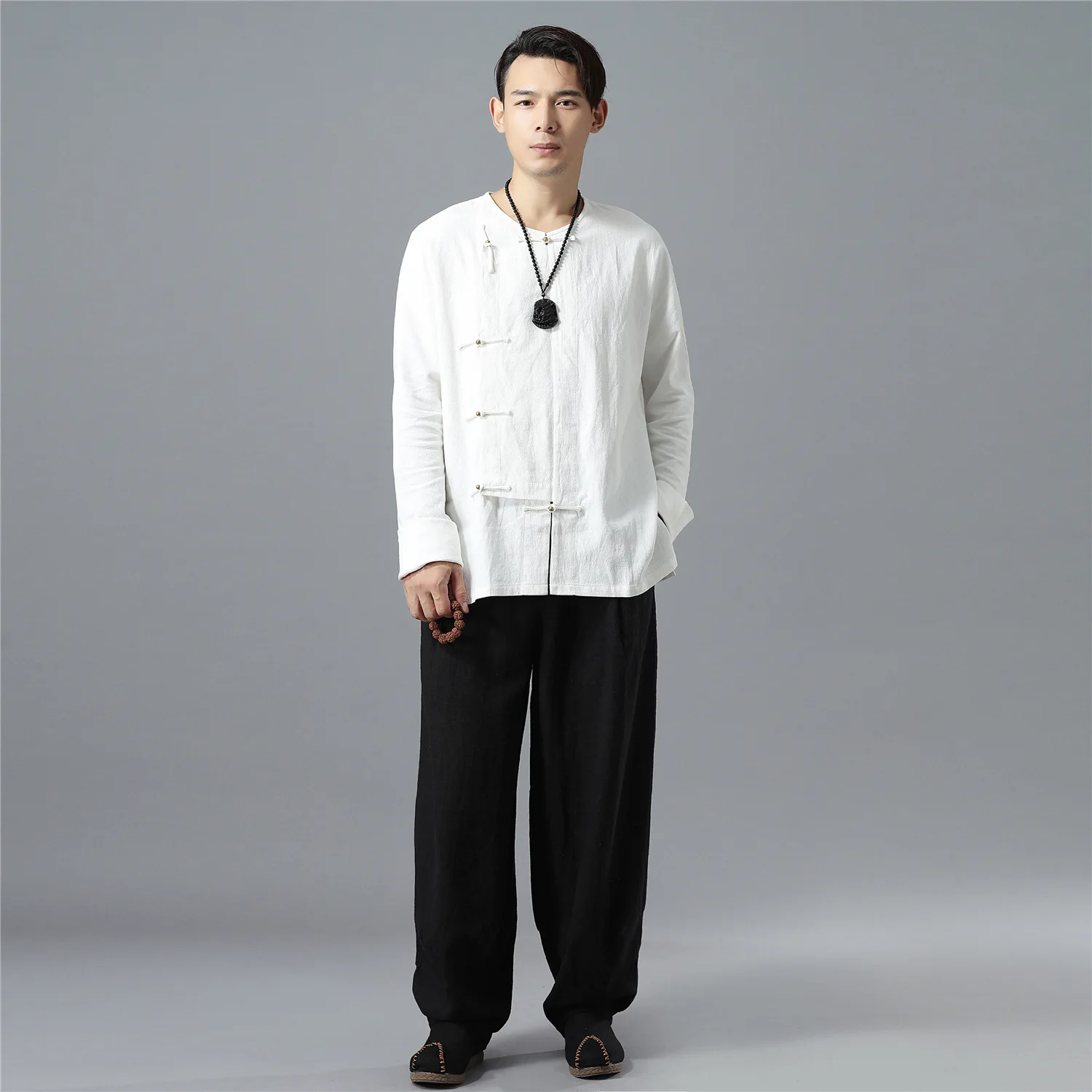 Autumn and Winter New Men's Clothing Chinese Ethnic Style round Neck Cotton Linen Men's Upperwear T-shirt
Autumn and Winter New Men's Clothing Chinese Ethnic Style round Neck Cotton Linen Men's Upperwear T-shirt
