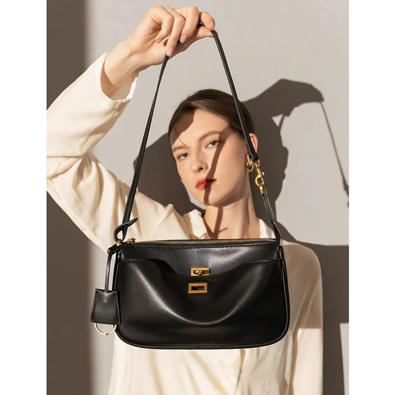2025 Spring New Luxury Brand Rodeo Women Shoulder Bags Split Leather Black Handbags Women Fashion Gold Buckle Underarm Bags
2025 Spring New Luxury Brand Rodeo Women Shoulder Bags Split Leather Black Handbags Women Fashion Gold Buckle Underarm Bags