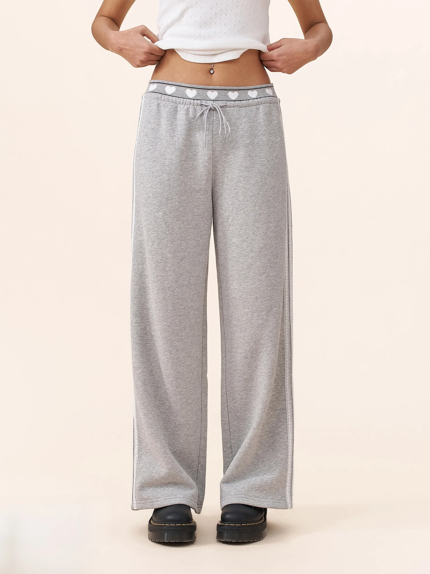 Yescci Grey Heart Drawstring Loose Casual Women's Straight Leg Pants All-Match Corduroy Sweatpants Comfortable Cotton Blend
Yescci Grey Heart Drawstring Loose Casual Women's Straight Leg Pants All-Match Corduroy Sweatpants Comfortable Cotton Blend