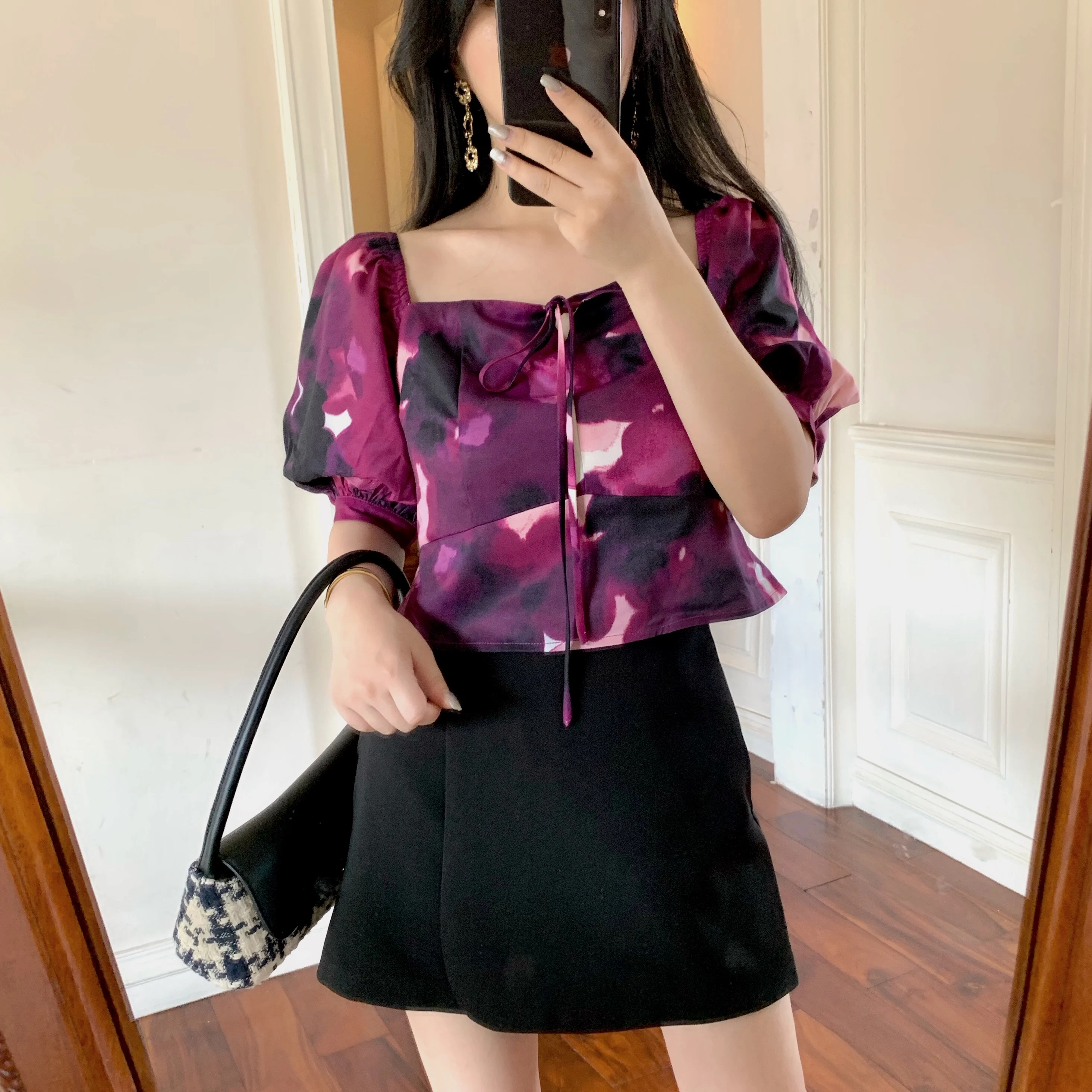 Новинка 2020: Модный женский топ из смесового шелка с принтом орхидей, с завышенной талией, стильный, маленький размер
Новинка 2020: Модный женский топ из смесового шелка с принтом орхидей, с завышенной талией, стильный, маленький размер