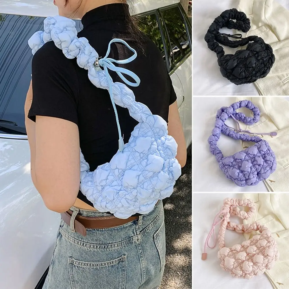 Women Handbag Elegant Quilted Shopping Bag Cloud Pleated Bubbles Messenger Bag Casual Shoulder Bag Fashion Simple Commute Bag
Women Handbag Elegant Quilted Shopping Bag Cloud Pleated Bubbles Messenger Bag Casual Shoulder Bag Fashion Simple Commute Bag