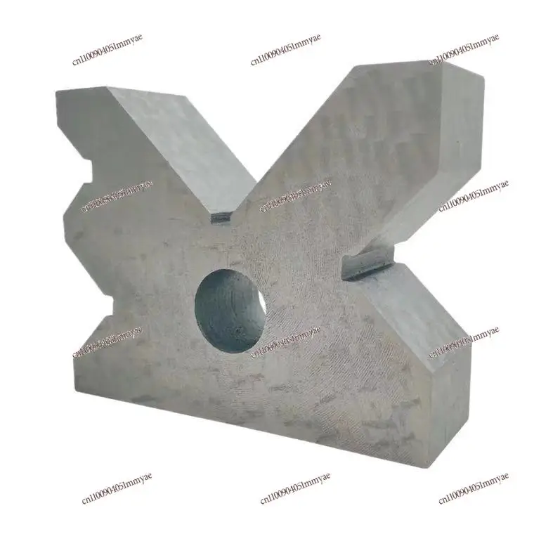 Precision cast iron fitter scribing iron shaft detection fixture iron block
Precision cast iron fitter scribing iron shaft detection fixture iron block