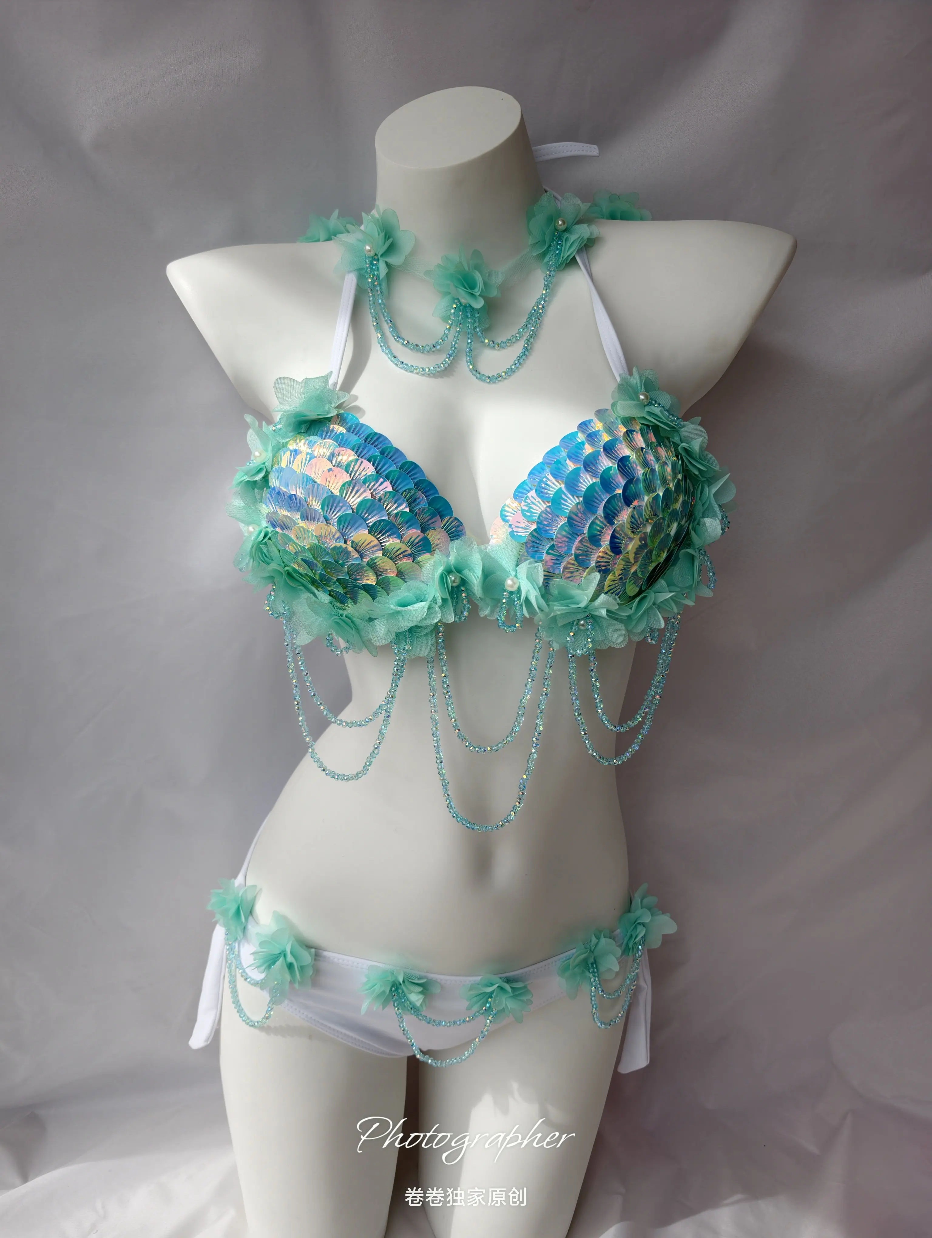 2026 Mermaid Fish Scale Split Swimsuit Swimsuit Swimming Diving Suit Diving Photography Aquarium Mermaid Strapless
2026 Mermaid Fish Scale Split Swimsuit Swimsuit Swimming Diving Suit Diving Photography Aquarium Mermaid Strapless