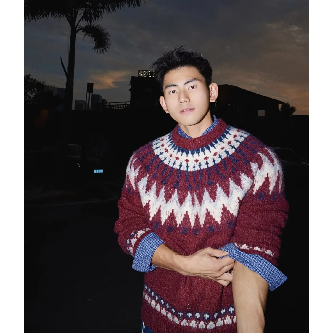 Retro American Cisas Knitwear Men's Autumn Winter New Year Red round Ne Sweater Couple's Casual Polyester Fiber Soft
Retro American Cisas Knitwear Men's Autumn Winter New Year Red round Ne Sweater Couple's Casual Polyester Fiber Soft