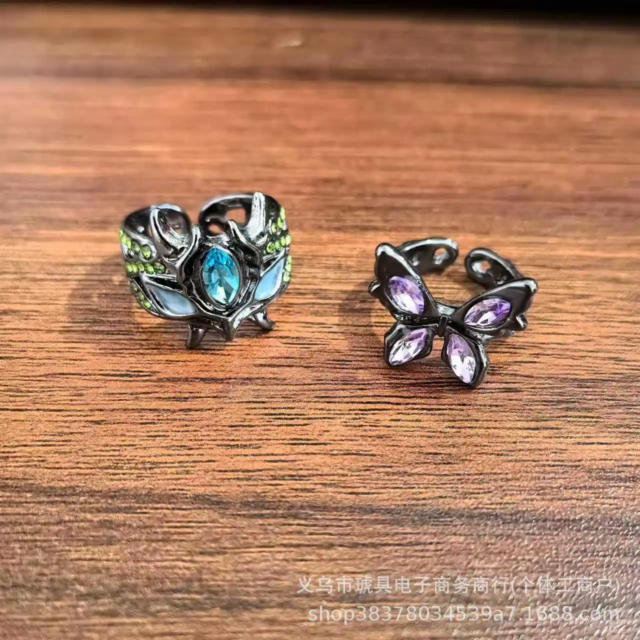 New cross-border niche design with dark buckle purple butterfly opening ring, fashionable personality, sweet and cool trend
New cross-border niche design with dark buckle purple butterfly opening ring, fashionable personality, sweet and cool trend