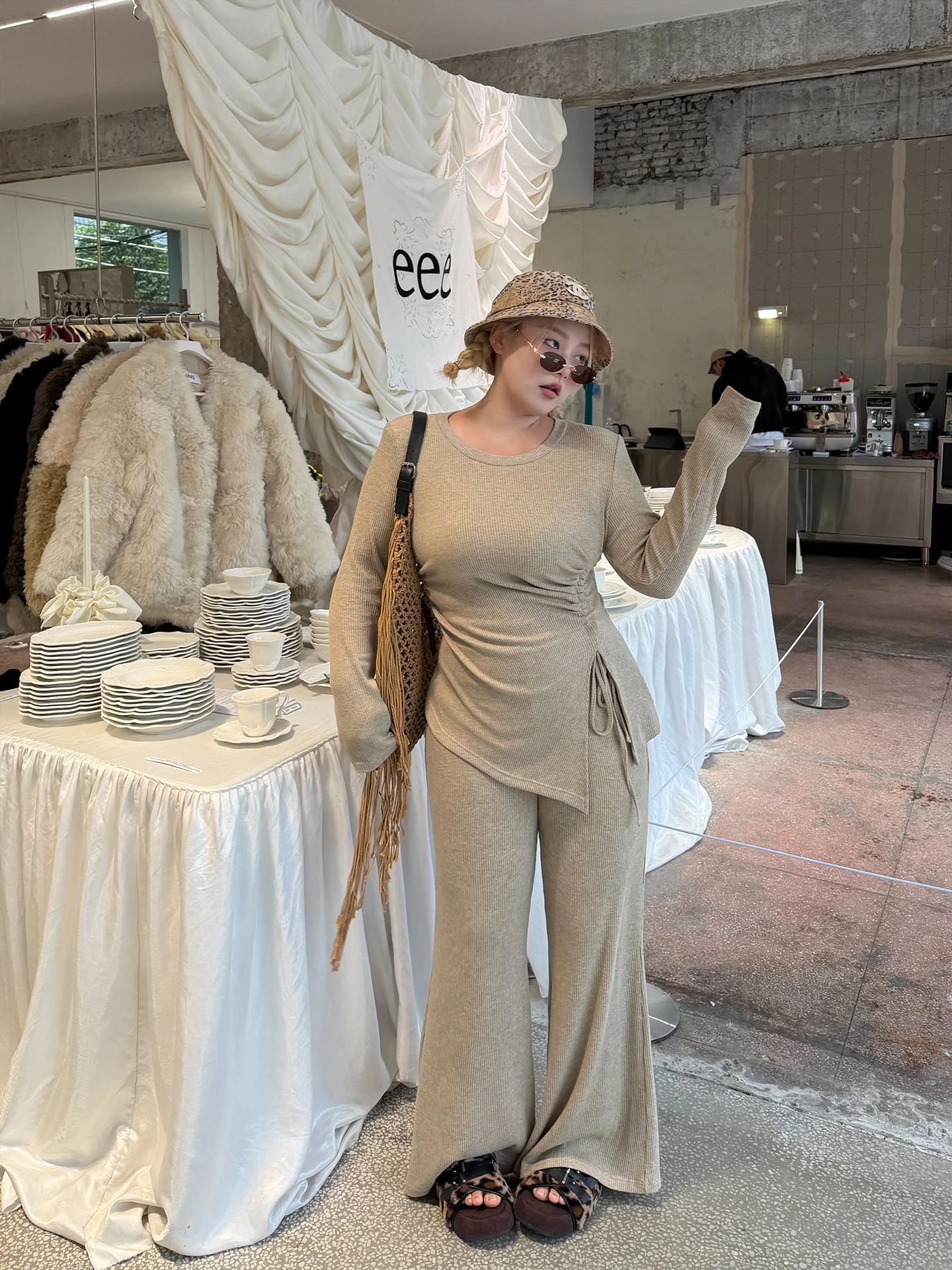 Casual Knitted Set Women plus Size Random Stripes High Waist Pants Spring Design Versatile Top And Bottoms Comfortable Fit T-...
Casual Knitted Set Women plus Size Random Stripes High Waist Pants Spring Design Versatile Top And Bottoms Comfortable Fit T-...