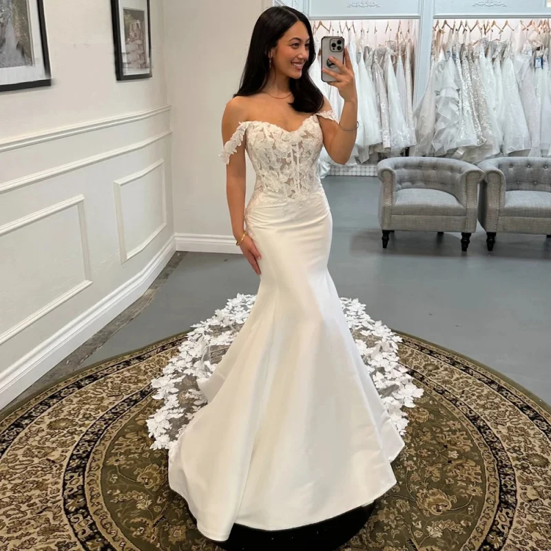Classic Lace Appliques Wedding Dress for Women Off the Shoulder Mermaid Lacing up Vestido De Casamento Customised
Classic Lace Appliques Wedding Dress for Women Off the Shoulder Mermaid Lacing up Vestido De Casamento Customised