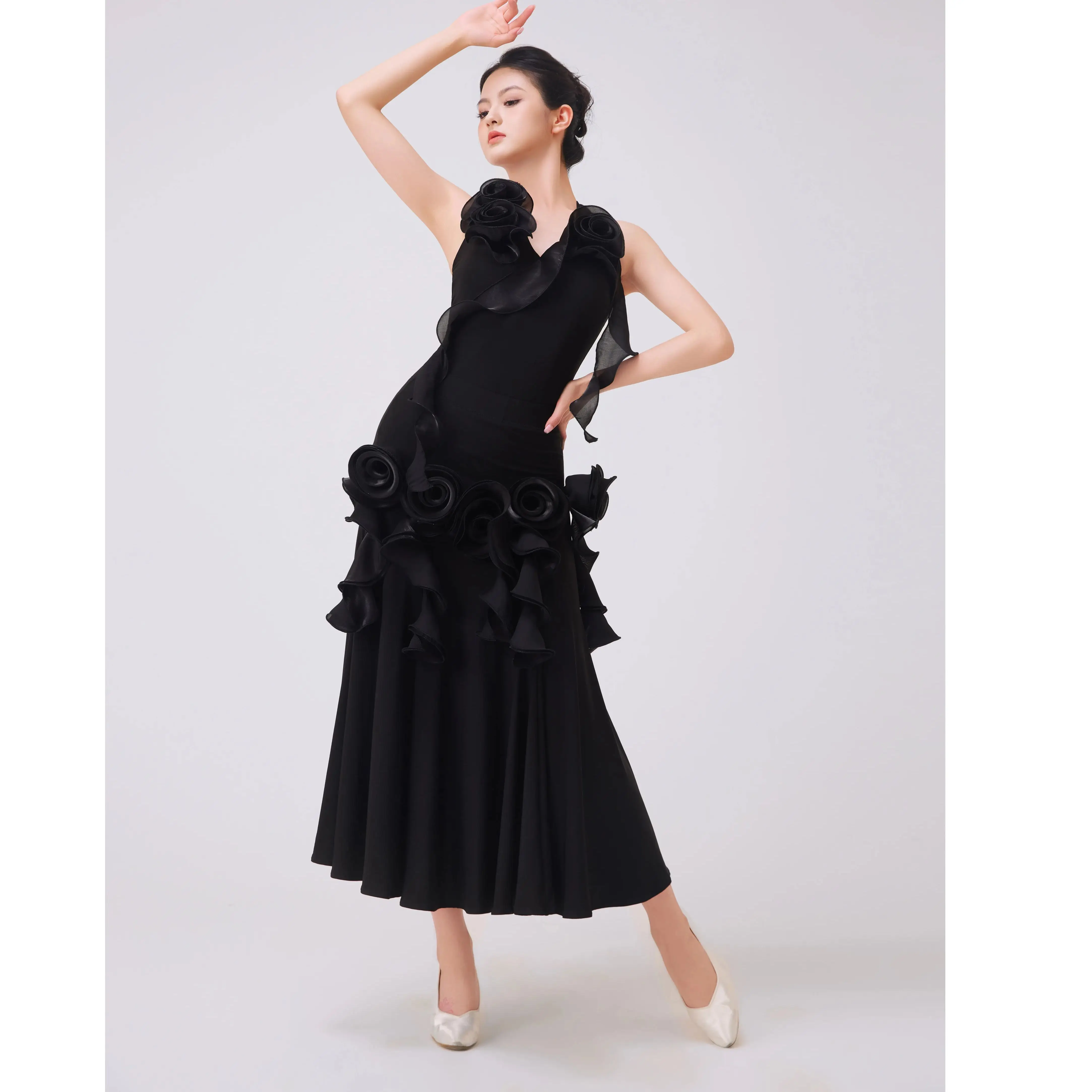 Women Modern Dance Costume National Standard Dance Hanging Neck Top Skirt Suit Chacha Ballroom Dance Performance Wear DN22267
Women Modern Dance Costume National Standard Dance Hanging Neck Top Skirt Suit Chacha Ballroom Dance Performance Wear DN22267