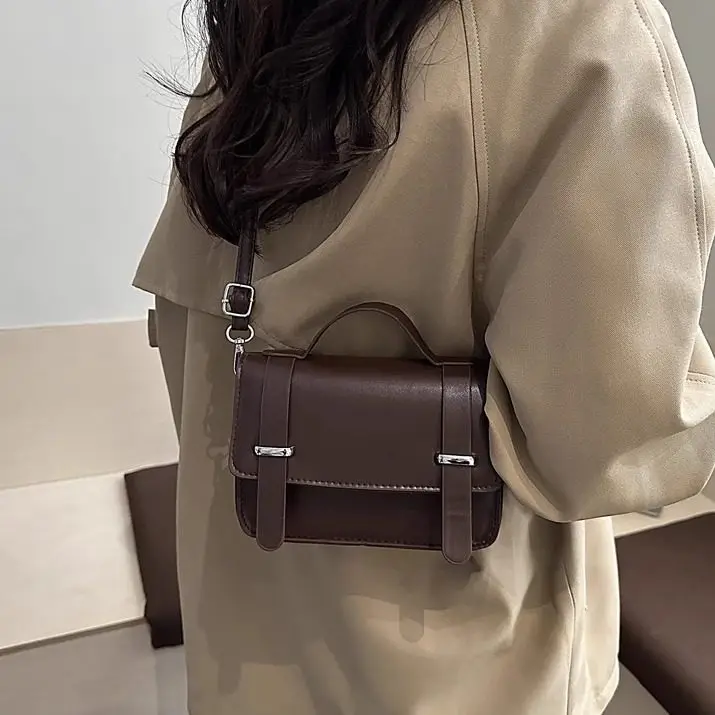 Vintage Versatile Small Square Bag Commuter Crossbody Handbag Office Shoulder Bag Ins Style Chain Strap No Washable
Vintage Versatile Small Square Bag Commuter Crossbody Handbag Office Shoulder Bag Ins Style Chain Strap No Washable