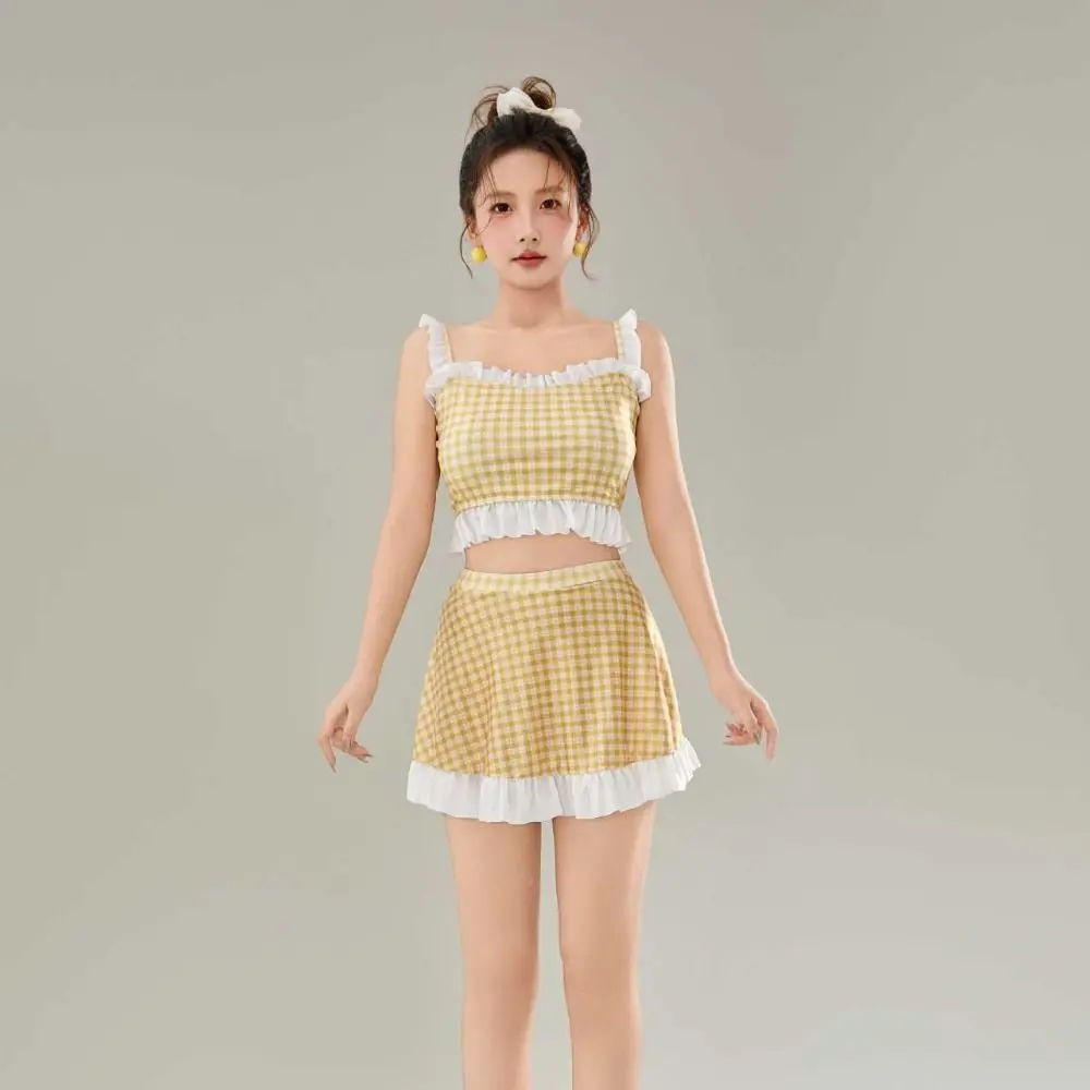 Купальник в полоску с рюшами по краям, милая пляжная одежда, юбка, купальный костюм из двух предметов, горячая весенняя одежда, купальный костюм, комплект бикини
Купальник в полоску с рюшами по краям, милая пляжная одежда, юбка, купальный костюм из двух предметов, горячая весенняя одежда, купальный костюм, комплект бикини