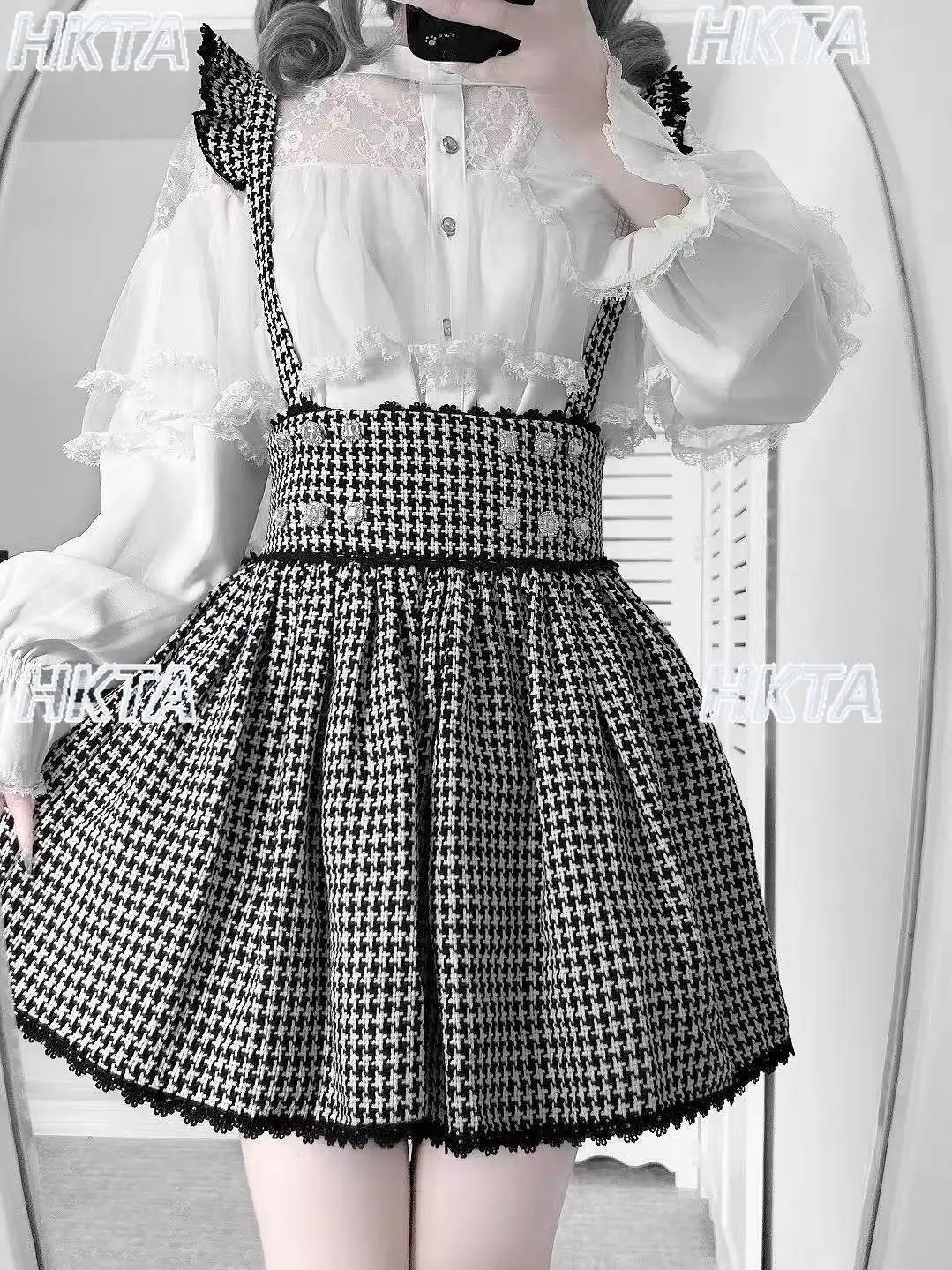 Japanese Summer Sweet Cute Lace Petal Long Sleeved Chiffon Shirt Top Lolita Thousand Bird Grid High Waist Skirt White Suit Women
Japanese Summer Sweet Cute Lace Petal Long Sleeved Chiffon Shirt Top Lolita Thousand Bird Grid High Waist Skirt White Suit Women
