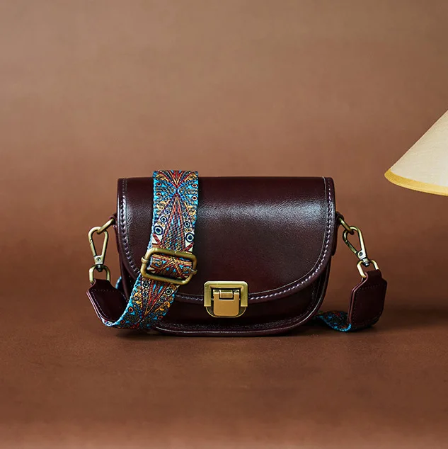 Новая модная женская сумка из натуральной кожи с широким плечевым ремнем, сумка через плечо, женская сумка из натуральной кожи
Новая модная женская сумка из натуральной кожи с широким плечевым ремнем, сумка через плечо, женская сумка из натуральной кожи