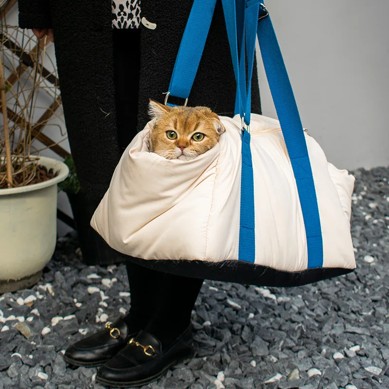 Portable Pet Carrier Bag Winter Warm Cat Bag Women Fashion Cat Carrying Bags Car Travel Small Dog Carriers Pet Supplies Gifts
Portable Pet Carrier Bag Winter Warm Cat Bag Women Fashion Cat Carrying Bags Car Travel Small Dog Carriers Pet Supplies Gifts