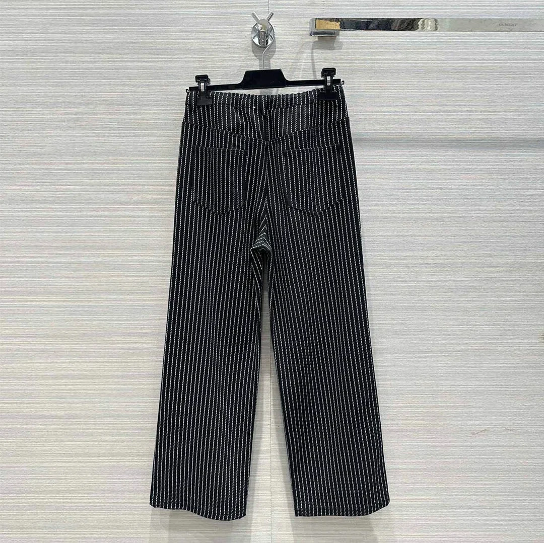 Fashion Black Denim Vertical Stripes Wide Leg Pants Women Elastic High Waist Streetwear All-matched Cotton Long Jeans
Fashion Black Denim Vertical Stripes Wide Leg Pants Women Elastic High Waist Streetwear All-matched Cotton Long Jeans