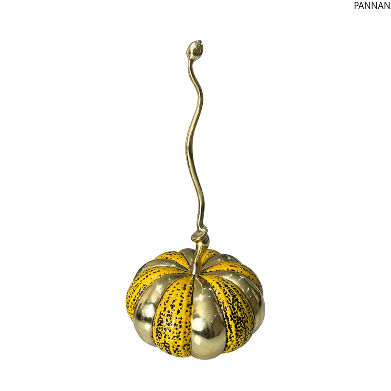 Simple pumpkin copper handicraft ornament high-end abstract art exhibition hall entrance jewelry
Simple pumpkin copper handicraft ornament high-end abstract art exhibition hall entrance jewelry