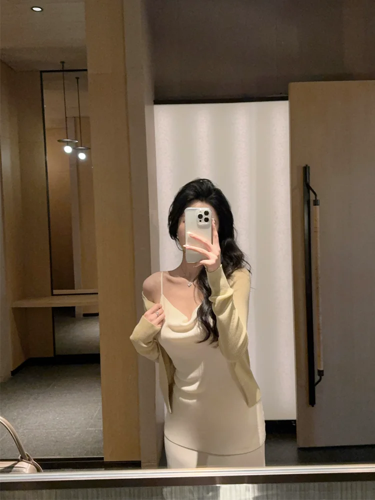 Mmm Collection Summer Thin Silk Chiffon Women's Strapl Top Svel Ne Hanging Design Versatile Straight Cut Base Layer
Mmm Collection Summer Thin Silk Chiffon Women's Strapl Top Svel Ne Hanging Design Versatile Straight Cut Base Layer