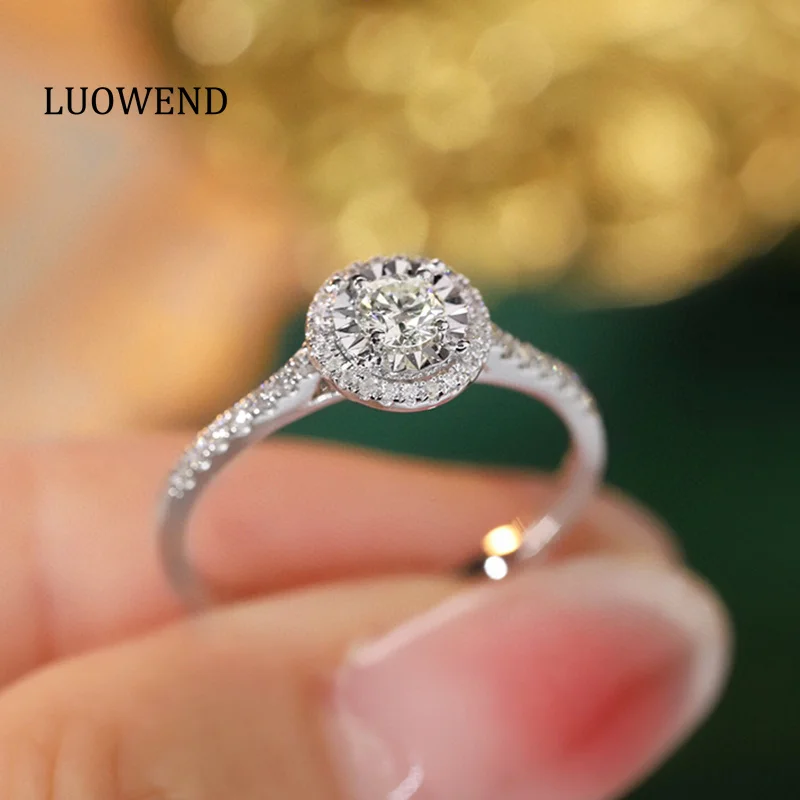 Кольца LUOWEND из белого золота 18 карат, блестящие круглые дизайнерские обручальные кольца в стиле INS с натуральными бриллиантами для женщин, свадебные украшения
Кольца LUOWEND из белого золота 18 карат, блестящие круглые дизайнерские обручальные кольца в стиле INS с натуральными бриллиантами для женщин, свадебные украшения
