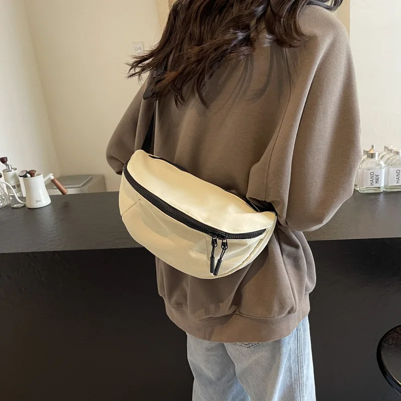 New 2025 Hands-Free Shoulder Bag - Lightweight Fanny Pack Convertible To Crossbody, Ins Fashion
New 2025 Hands-Free Shoulder Bag - Lightweight Fanny Pack Convertible To Crossbody, Ins Fashion