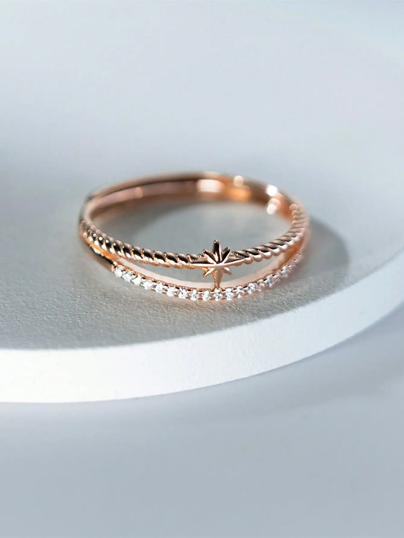 Light Luxury Real 100% 925 Sterling Silver rose Gold Exquisite Cubic zirconia Open Rings For Women star Fine Jewelry Party
Light Luxury Real 100% 925 Sterling Silver rose Gold Exquisite Cubic zirconia Open Rings For Women star Fine Jewelry Party