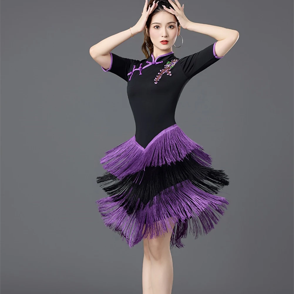 Женское тренировочное платье Cheongsam с кисточками для танцев, платье для танго с короткими рукавами, новый стиль, для латинских танцев, красное выступление для самбы
Женское тренировочное платье Cheongsam с кисточками для танцев, платье для танго с короткими рукавами, новый стиль, для латинских танцев, красное выступление для самбы