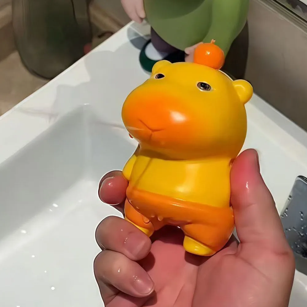 Shower Toy Capybara Lulu Water Squirt Toy Anime Spray Water Baby Bath Toys Cartoon Funny Swimming Water Toys Funny Gift
Shower Toy Capybara Lulu Water Squirt Toy Anime Spray Water Baby Bath Toys Cartoon Funny Swimming Water Toys Funny Gift