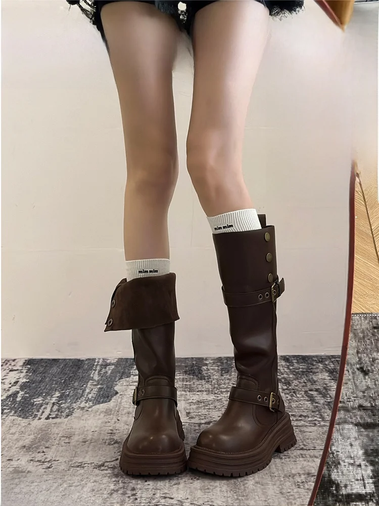 Женские длинные ботинки-трубочки Thi Boted, высокие утягивающие рыцарские сапоги для похудения, корейские ботинки с поясом, синий слой головы, резиновая подошва из воловьей кожи
Женские длинные ботинки-трубочки Thi Boted, высокие утягивающие рыцарские сапоги для похудения, корейские ботинки с поясом, синий слой головы, резиновая подошва из воловьей кожи