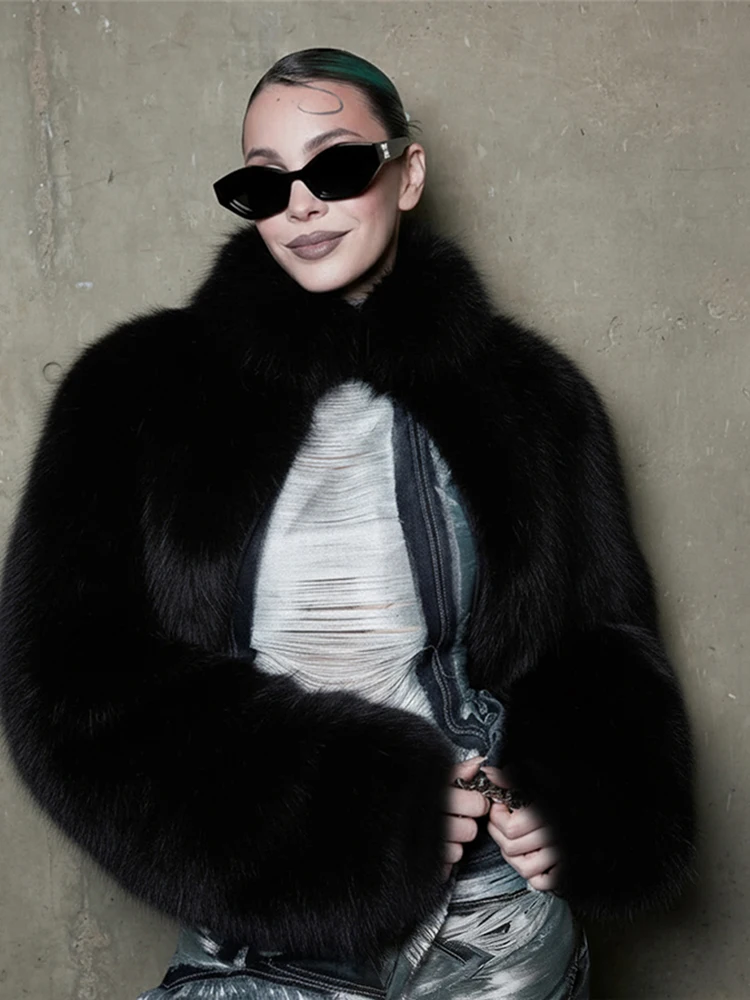 Странная меховая куртка с шалью, женская однотонная элегантная теплая зимняя хипстерская уличная одежда на одной пуговице с открытым воротником, хипстерское трендовое пальто
Странная меховая куртка с шалью, женская однотонная элегантная теплая зимняя хипстерская уличная одежда на одной пуговице с открытым воротником, хипстерское трендовое пальто