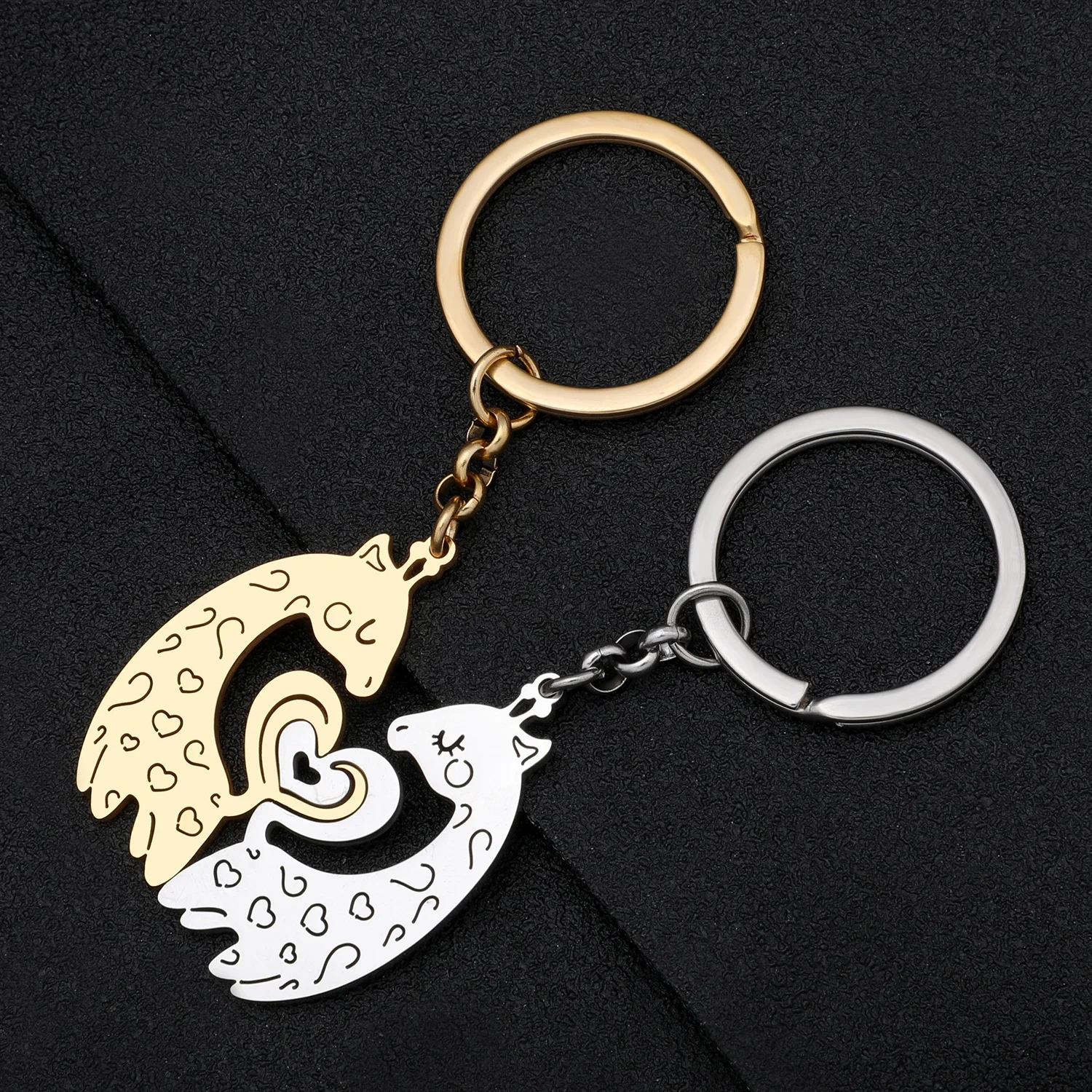 Bonsny Stainless Steel 2PCS Gold Silver-plated Sweet Heart Giraffe Key Chains Animals Keychains Keyring for Lovers
Bonsny Stainless Steel 2PCS Gold Silver-plated Sweet Heart Giraffe Key Chains Animals Keychains Keyring for Lovers